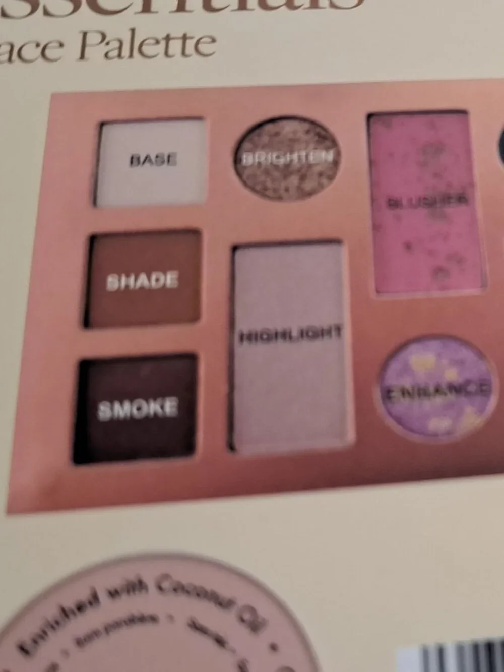 THE BEAUTY CROP THE ESSENTIALS FACE AND EYES PALETTE